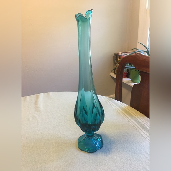 l e smith Other - Vintage 18” swung vase